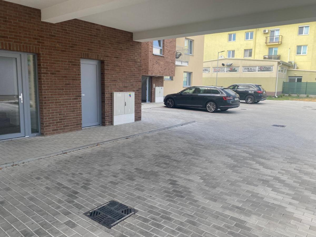 Maja Apartman Dunajská Streda Exteriér fotografie